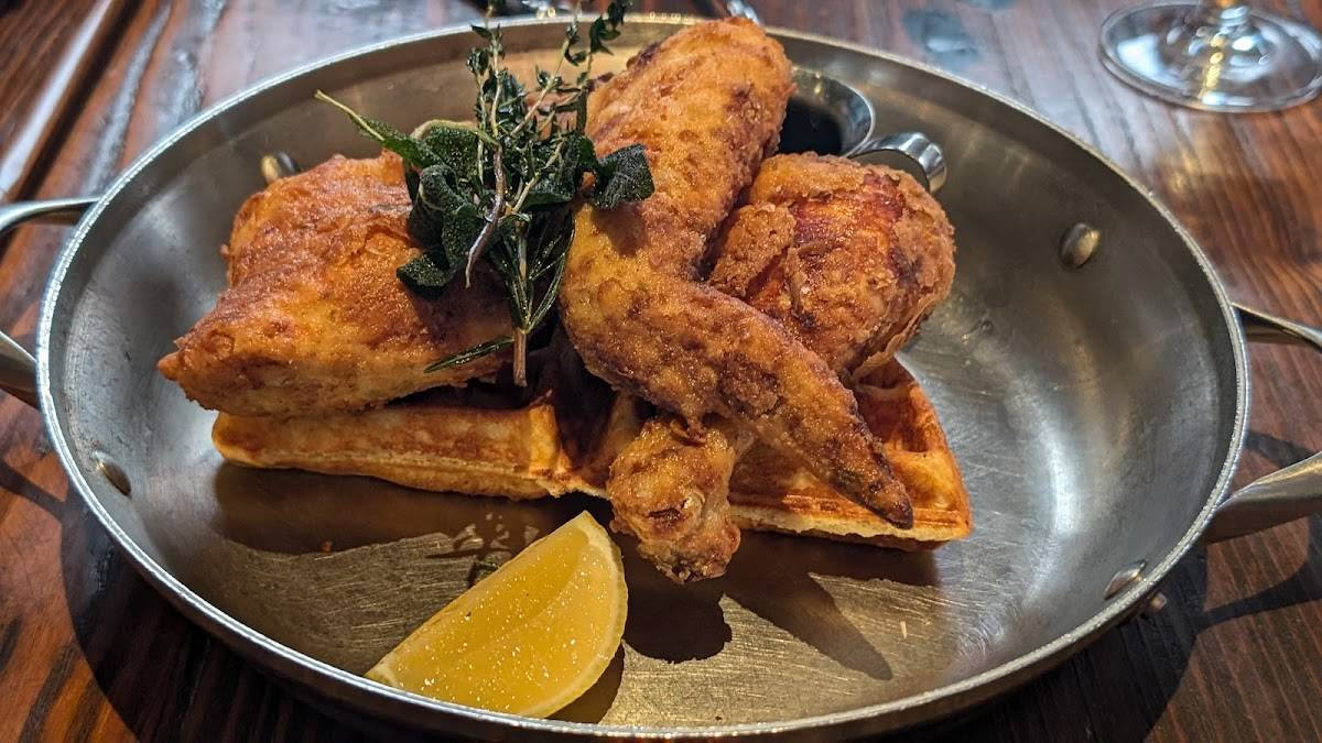 Wayfare Tavern restaurant in San Francisco - photo 3