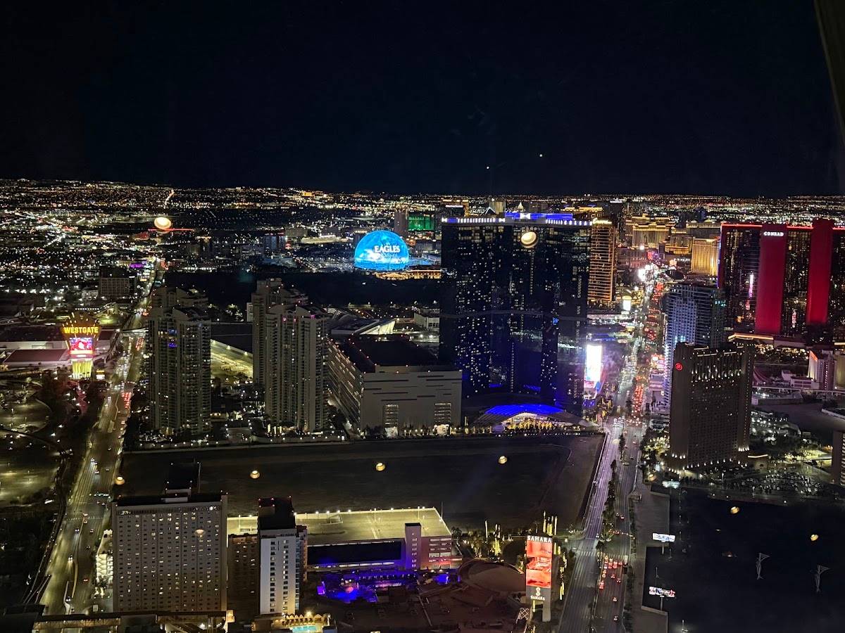 Top of the World restaurant in Las Vegas - photo 5