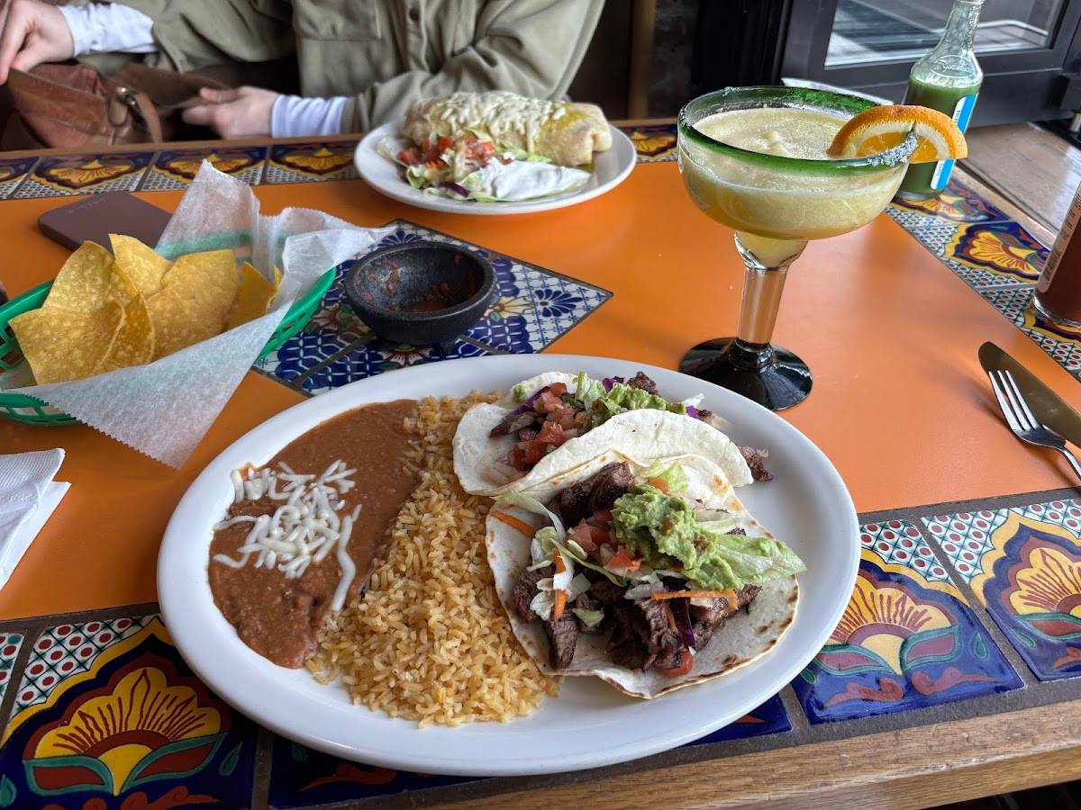 El Potro Mexican Bar & Grill restaurant in Somerville - photo 3