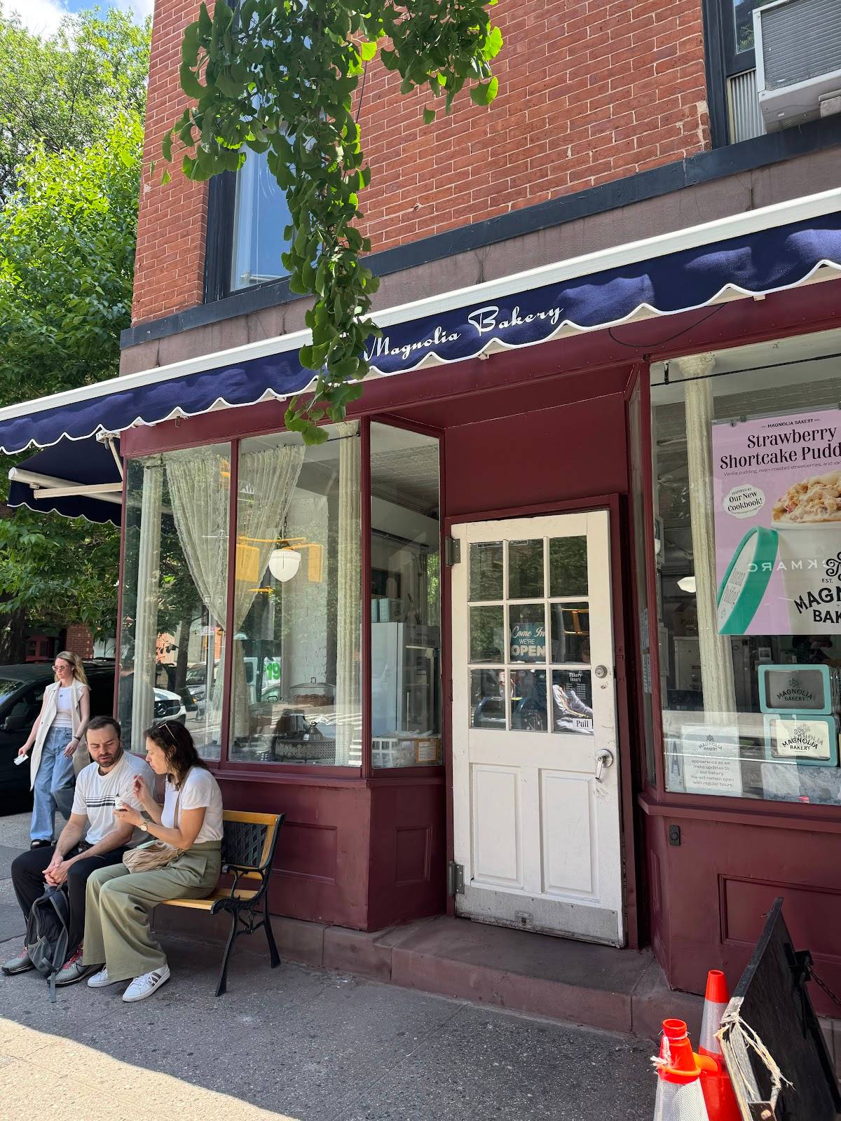 Magnolia Bakery restaurant in New York - photo 5