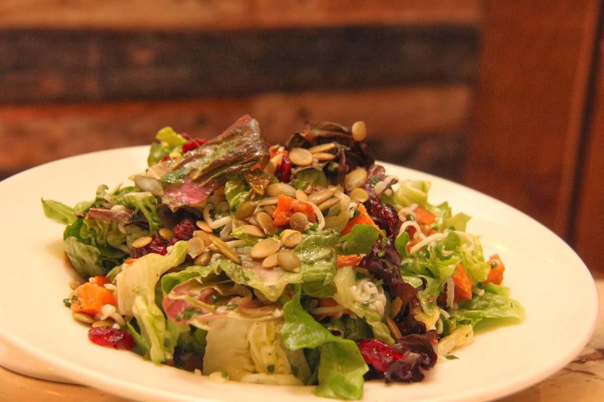 Pismo's Coastal Grill restaurant in Fresno - photo 2