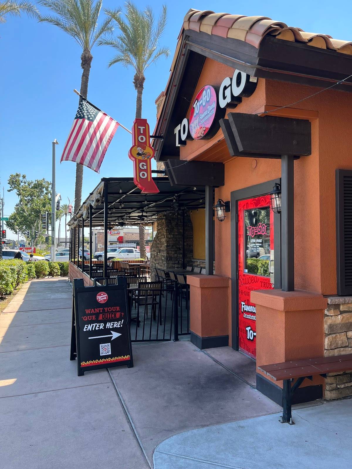 Famous Dave's Bar-B-Que restaurant in Fresno - photo 5