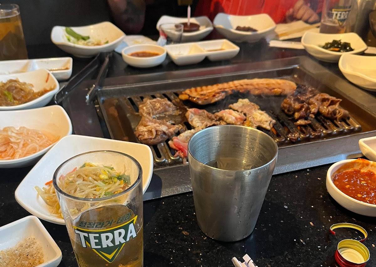 Road to Seoul Korean BBQ (Western) 추풍령 restaurant in Los Angeles - photo 4