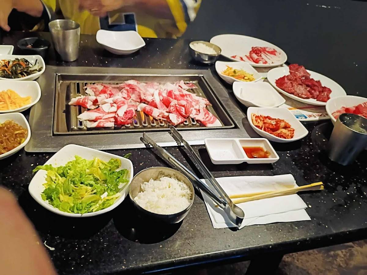 Road to Seoul Korean BBQ (Western) 추풍령 restaurant in Los Angeles - photo 5