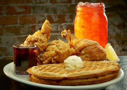 Lo-Lo's Chicken & Waffles restaurant in Phoenix - photo 2