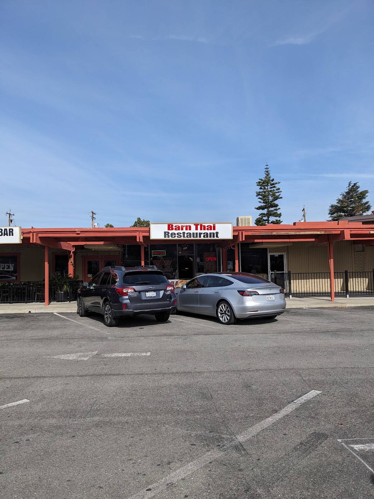 Barn Thai restaurant in Sunnyvale - photo 3