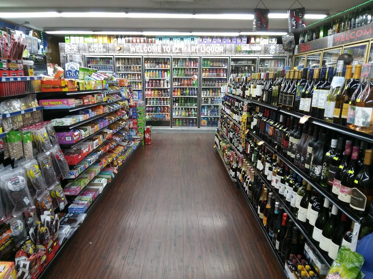 Ez Mart Liquor restaurant in Oakhurst - photo 2