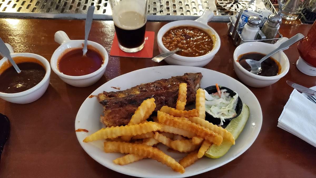 Twin Anchors Restaurant & Tavern restaurant in Chicago - photo 2