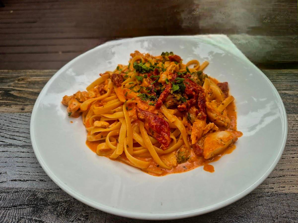 Tony Rigatoni's Italian Kitchen restaurant in Morrison - photo 5