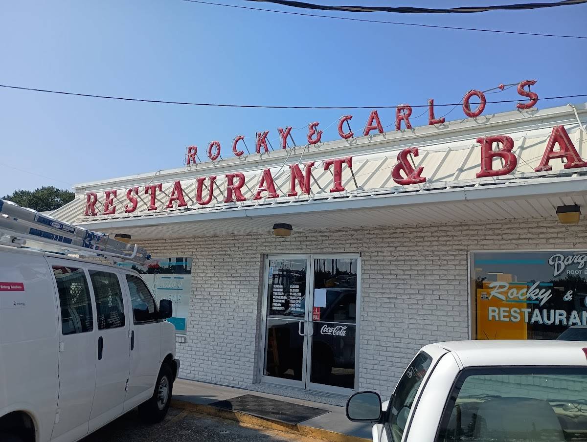 Rocky & Carlo's Restaurant & Bar restaurant in Chalmette - photo 3