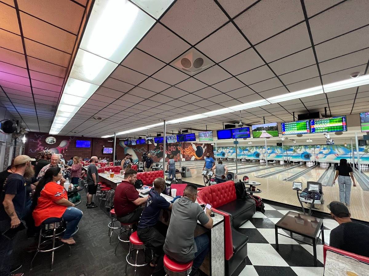 Del Mar Lanes restaurant in Houston - photo 3