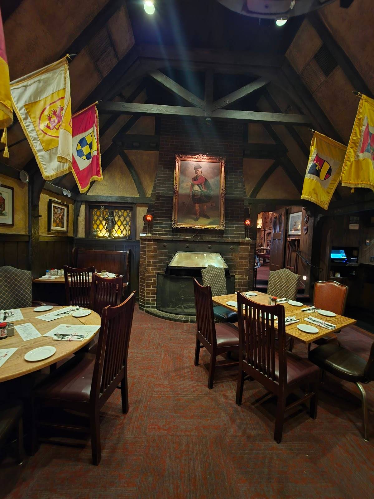 Tam O'Shanter restaurant in Los Angeles - photo 5