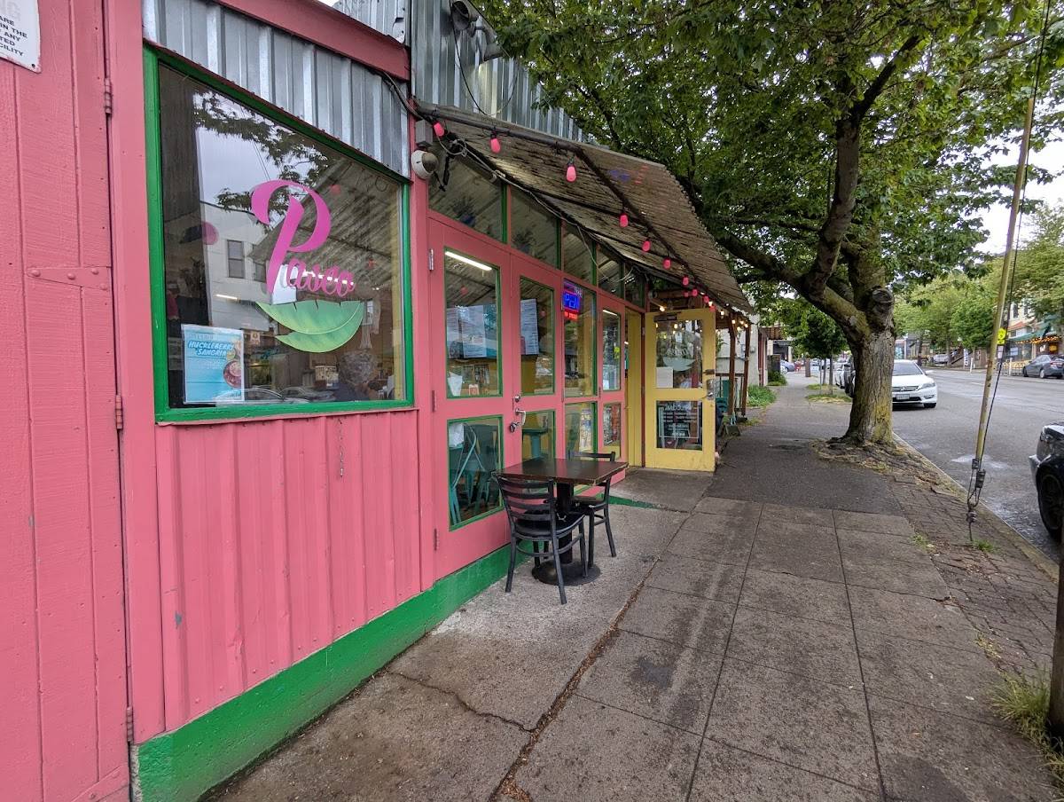 Paseo Fremont restaurant in Seattle - photo 4