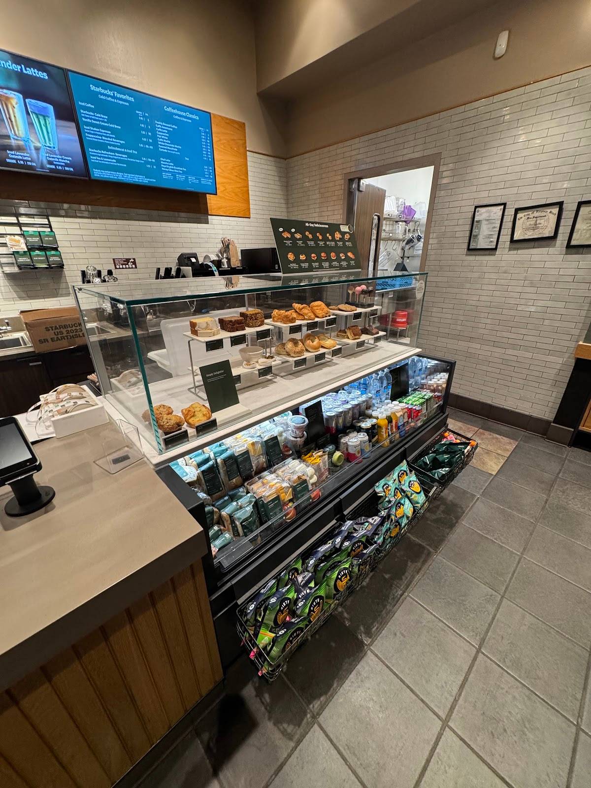 Starbucks restaurant in Virginia Beach - photo 5