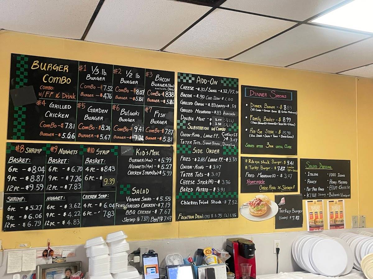 Burger House restaurant in Webster - photo 5