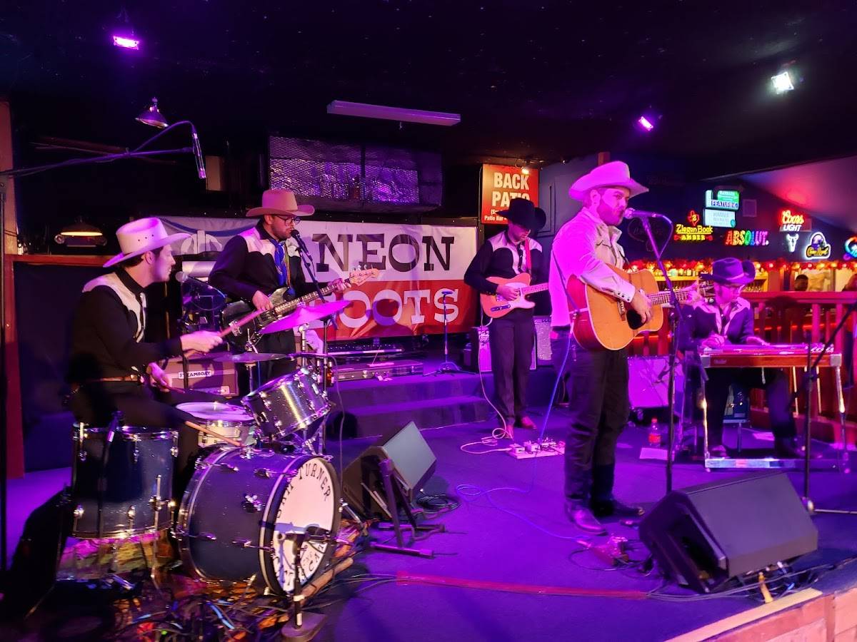 Neon Boots Dancehall and Saloon restaurant in Houston - photo 3