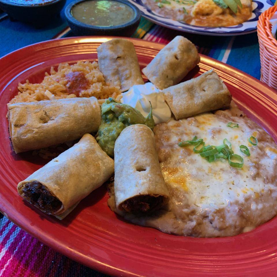Joselito's Mexican Food Tujunga restaurant in Los Angeles - photo 5