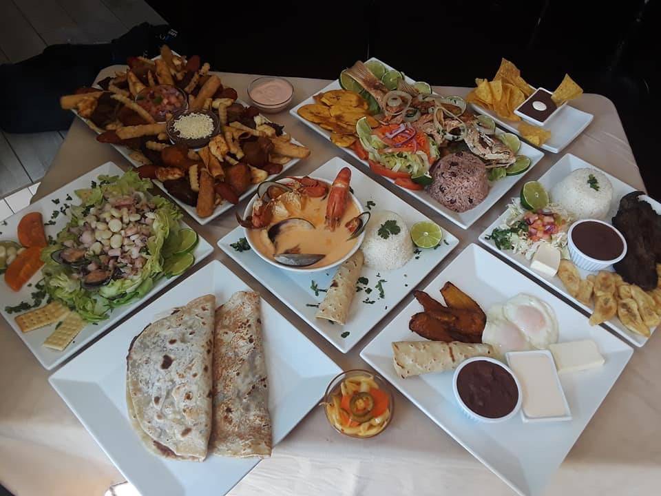 Mi Casita Restaurant Bar & Grill restaurant in Miami - photo 2