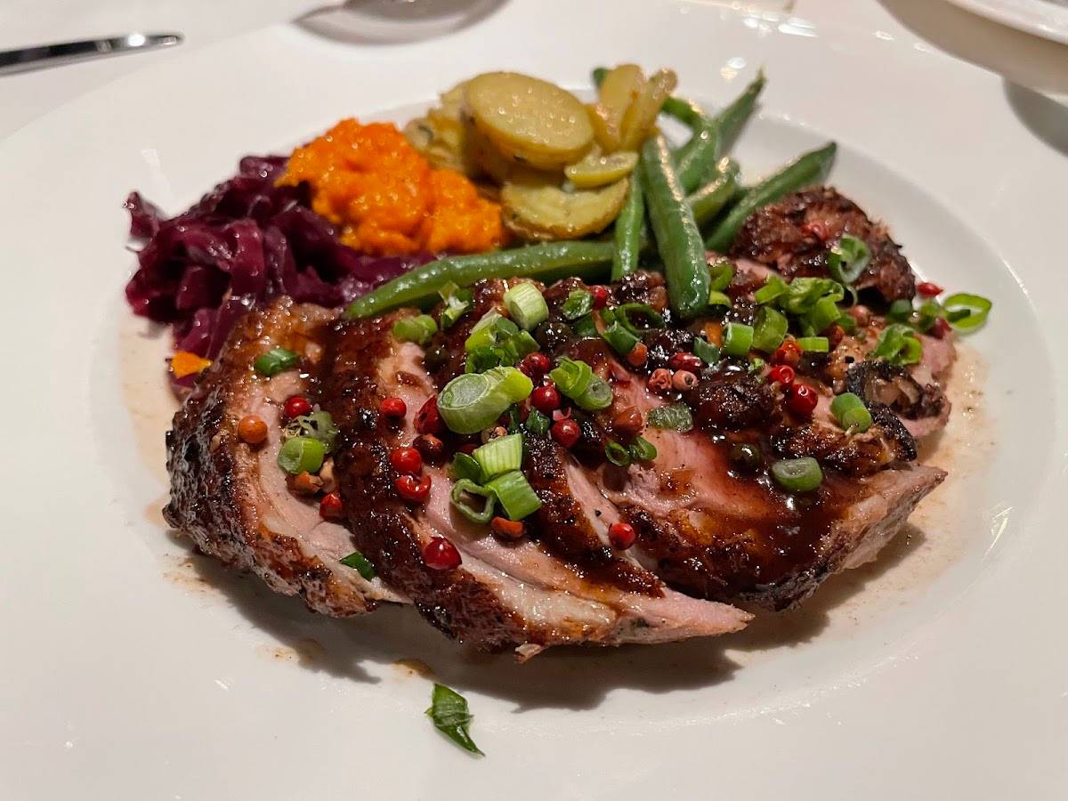 The Vintage Press Restaurante restaurant in Visalia - photo 3