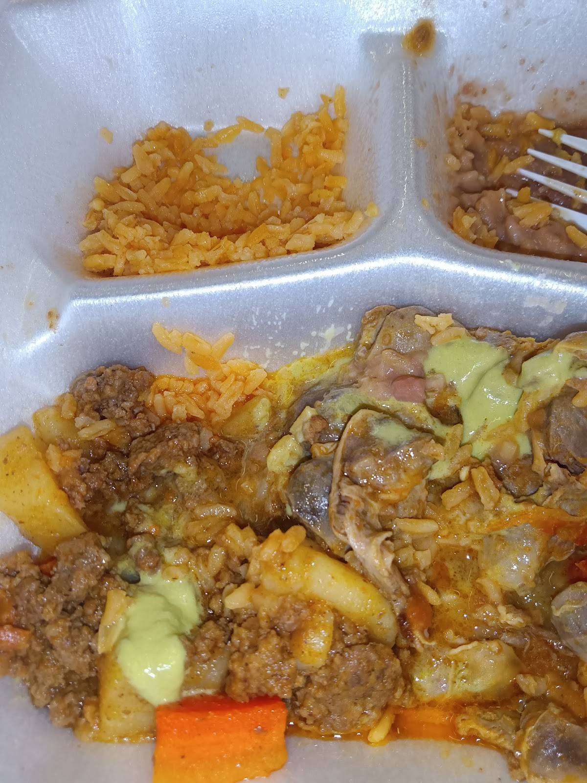 Taqueria Restaurant at the Express Mart #11 restaurant in Houston - photo 4