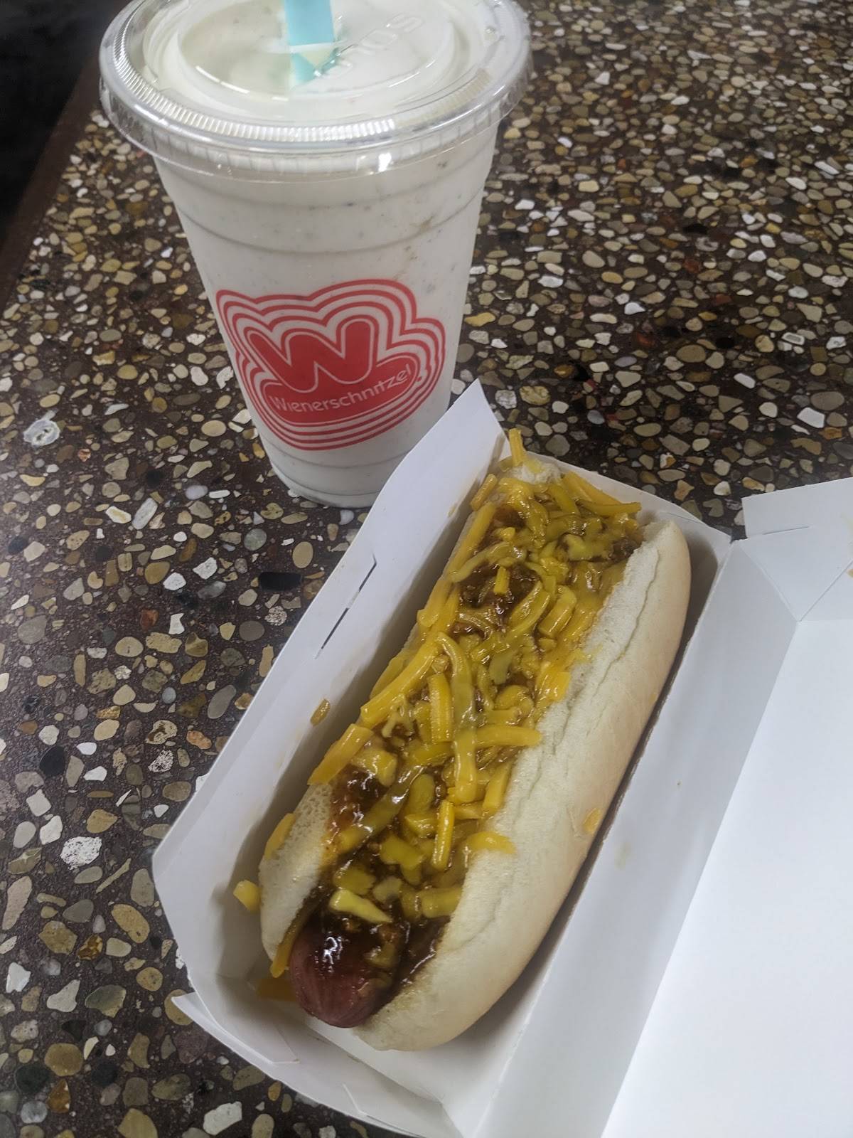 Wienerschnitzel restaurant in Tucson - photo 2