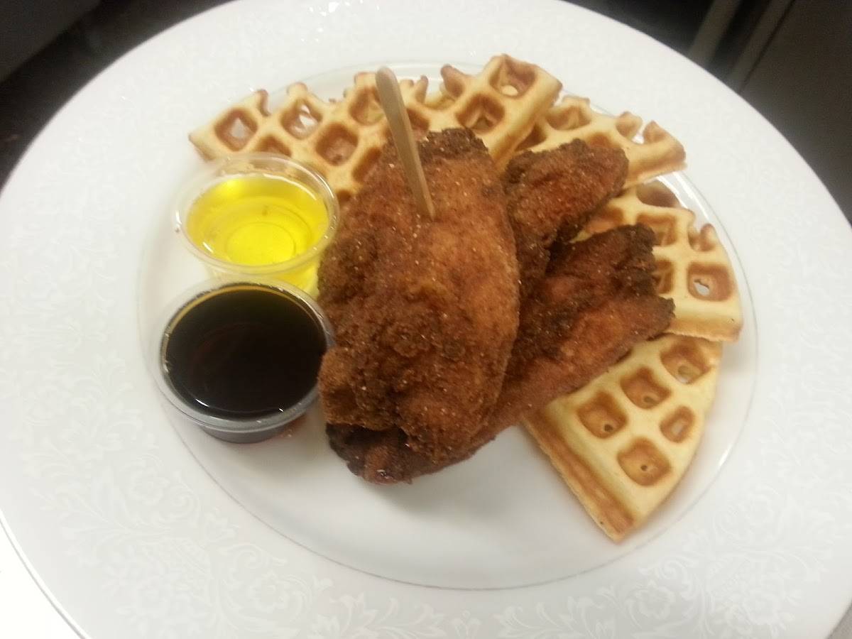 Cafe Club Fais Do-Do restaurant in Los Angeles - photo 4