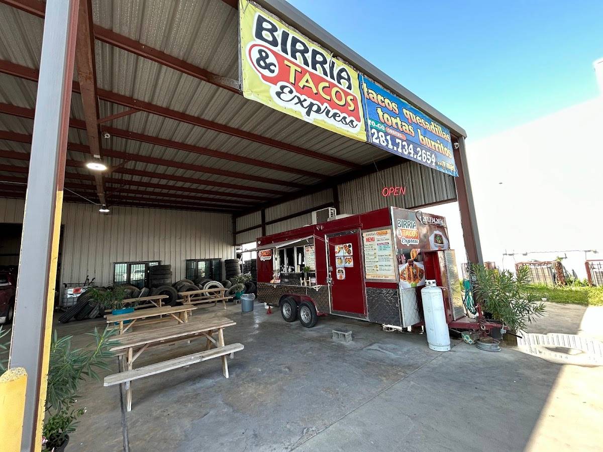 Birria & Tacos Express restaurant in Houston - photo 5