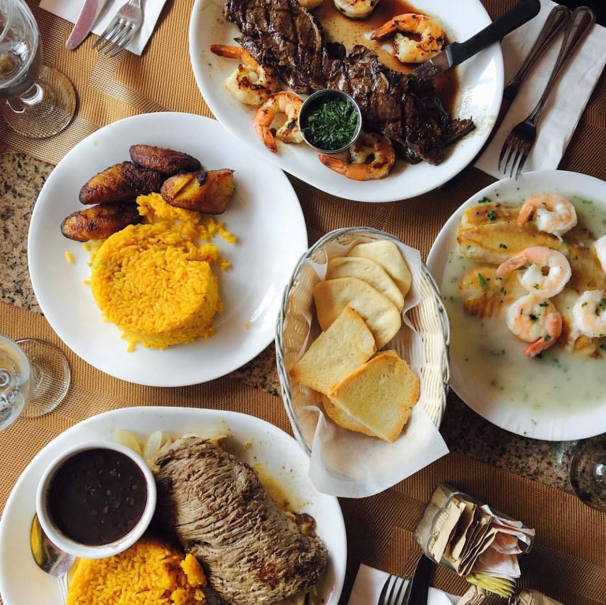 Sazon Cubano restaurant in Miami Beach - photo 2