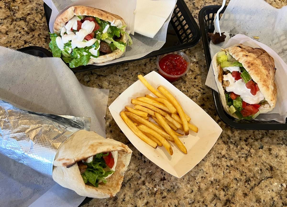 Joe's Falafel restaurant in Los Angeles - photo 3