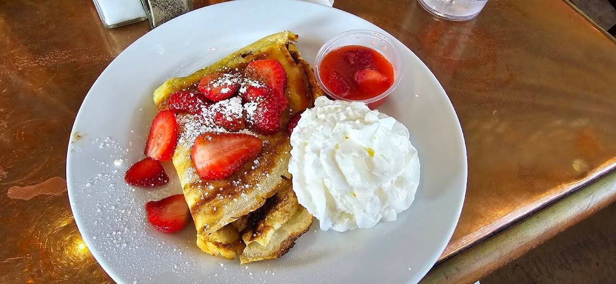 Crepeville restaurant in Davis - photo 2