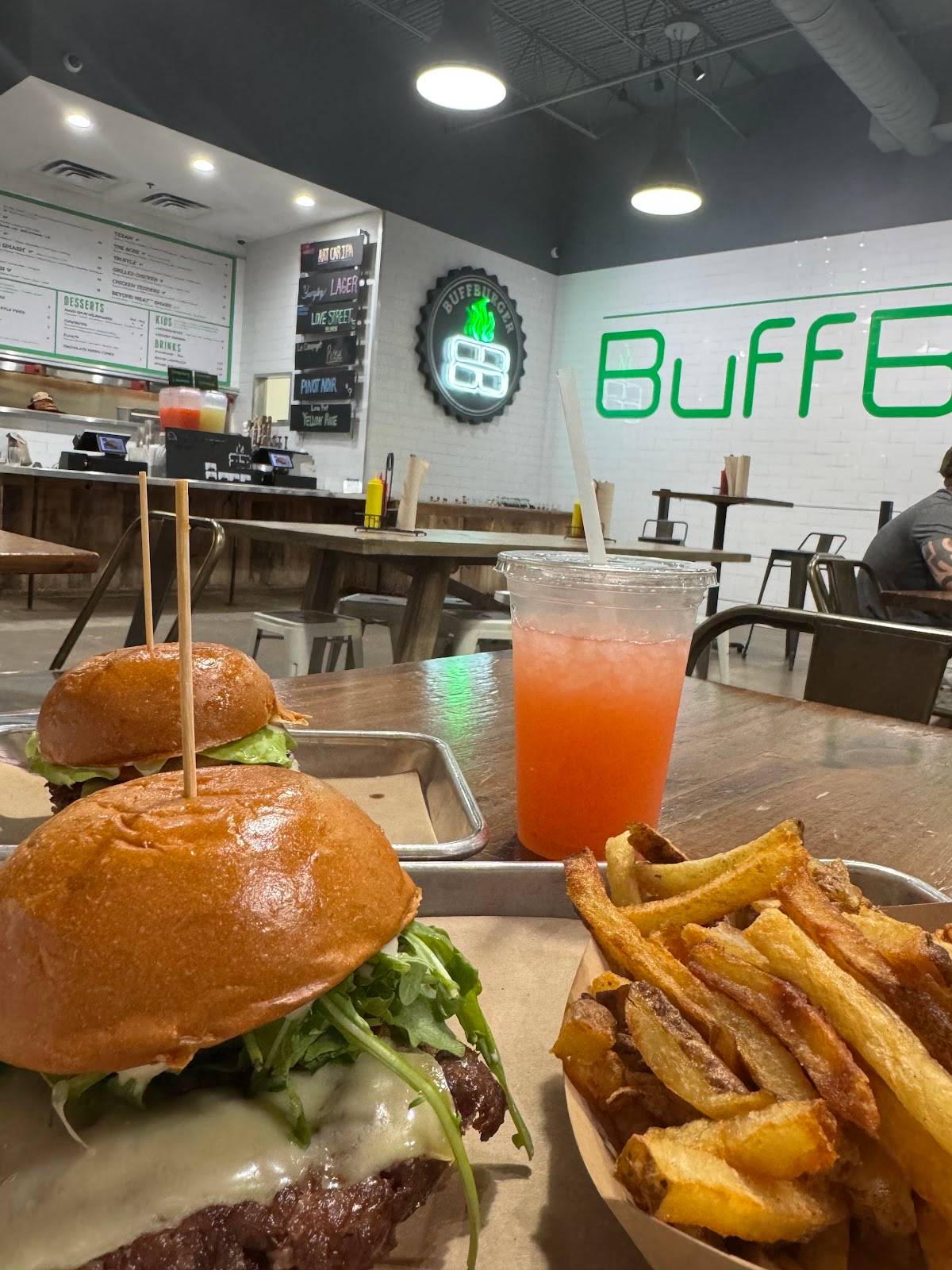 BuffBurger restaurant in Houston - photo 3