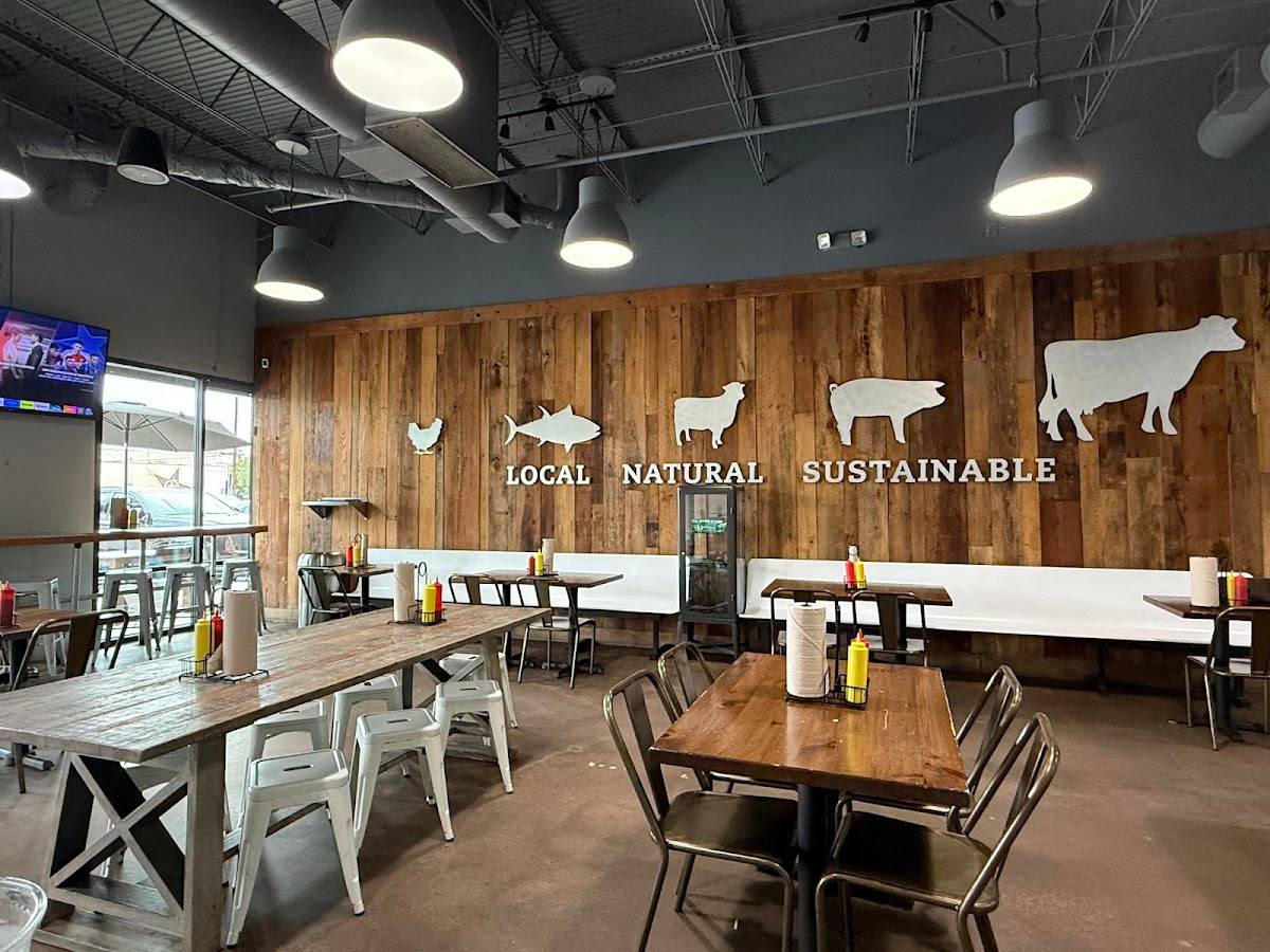 BuffBurger restaurant in Houston - photo 5