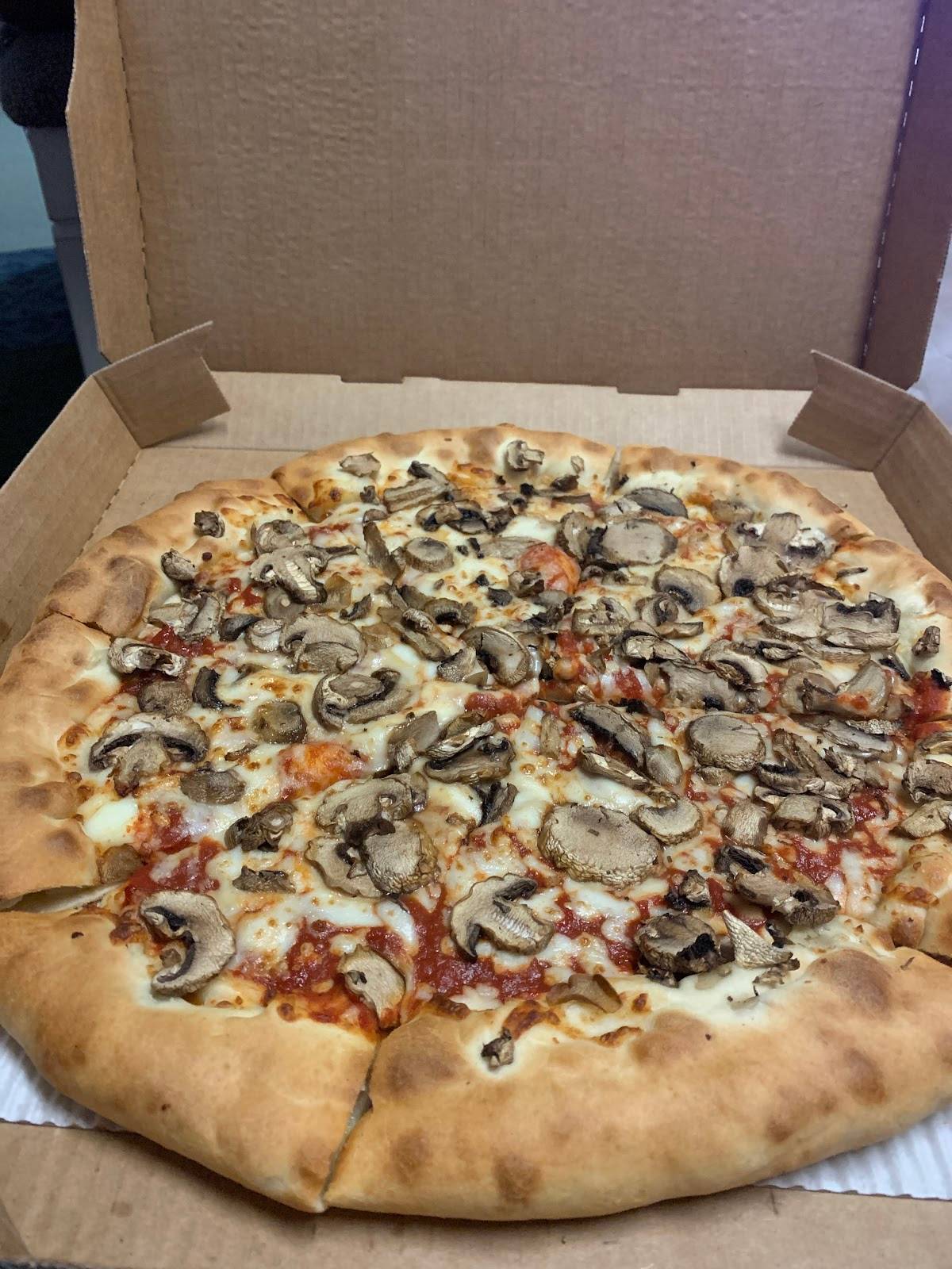 Pizza Hut restaurant in Hawthorne - photo 2
