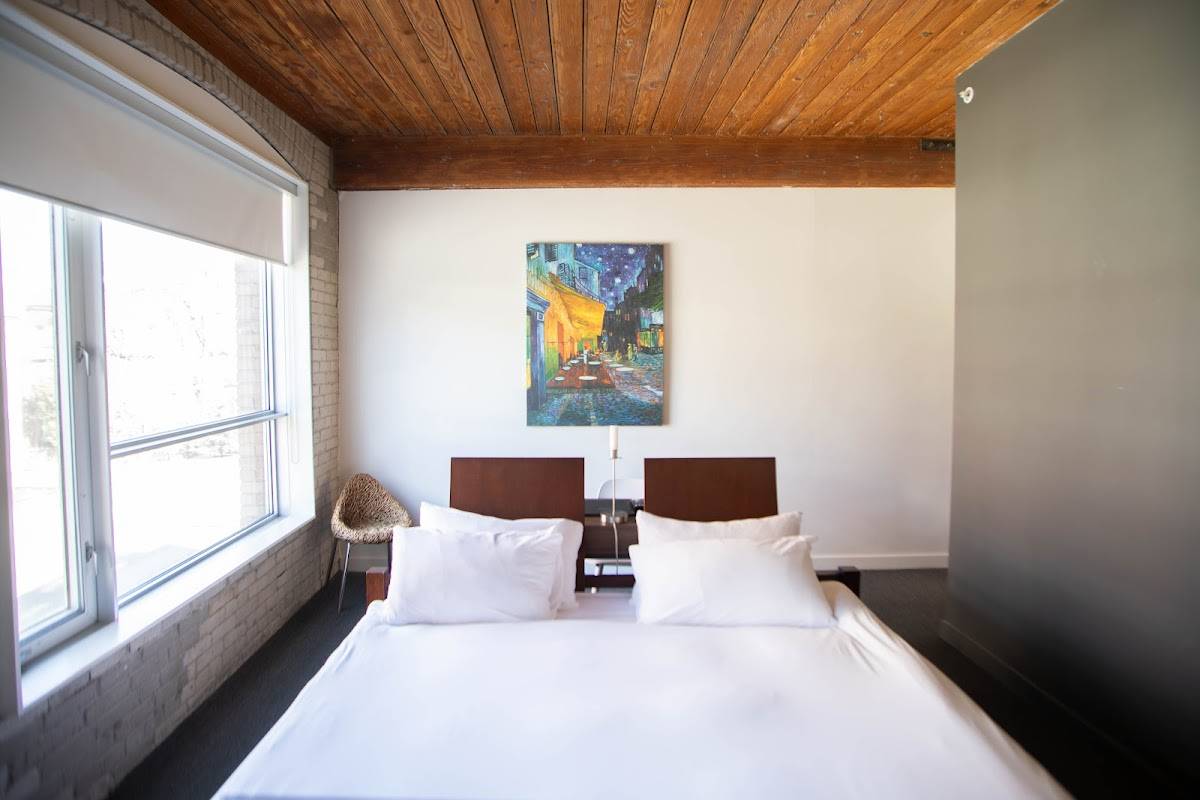 HOTEL OCHO restaurant in Toronto - photo 2