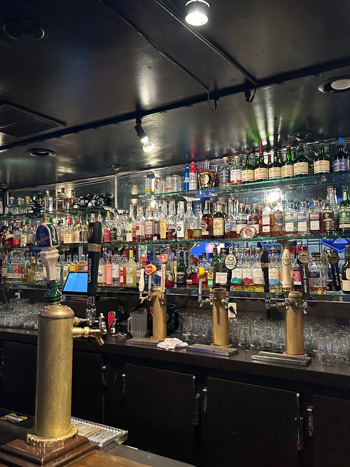 T.S. McHugh's restaurant in Seattle - photo 5