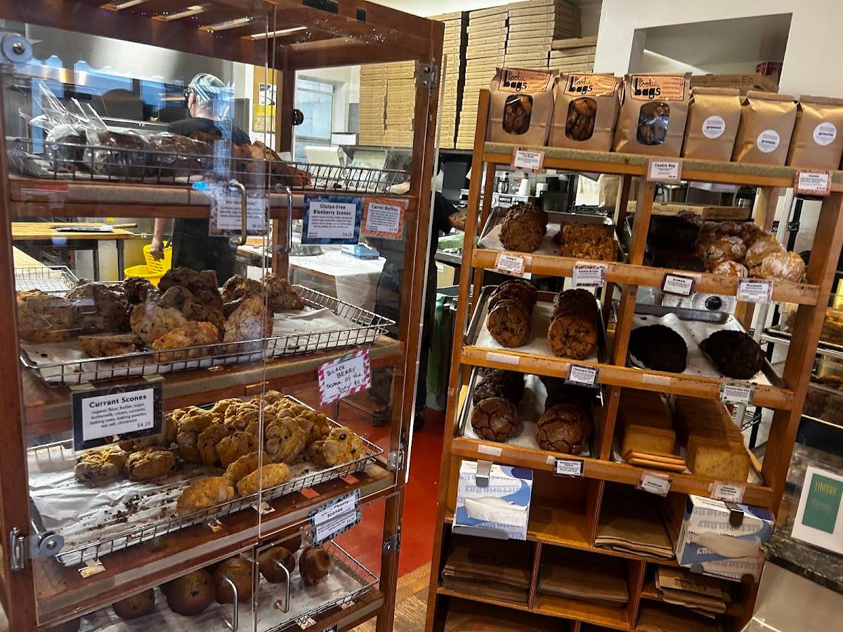 Arizmendi Bakery restaurant in San Francisco - photo 4