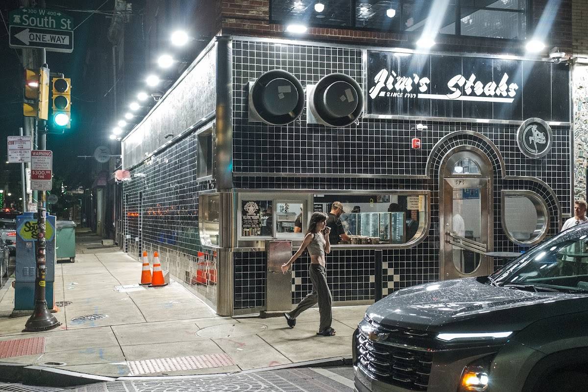 Jim's South St. restaurant in Philadelphia - photo 5