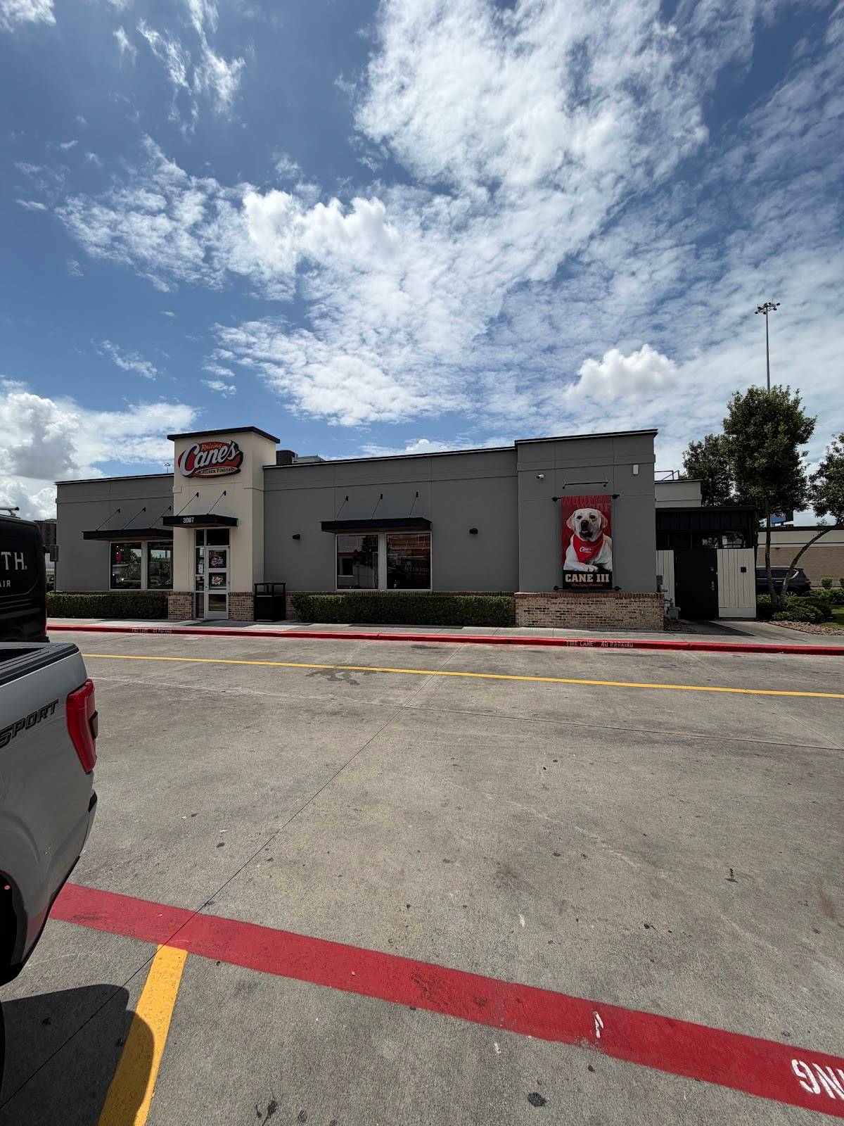 Raising Cane's Chicken Fingers restaurant in Houston - photo 4