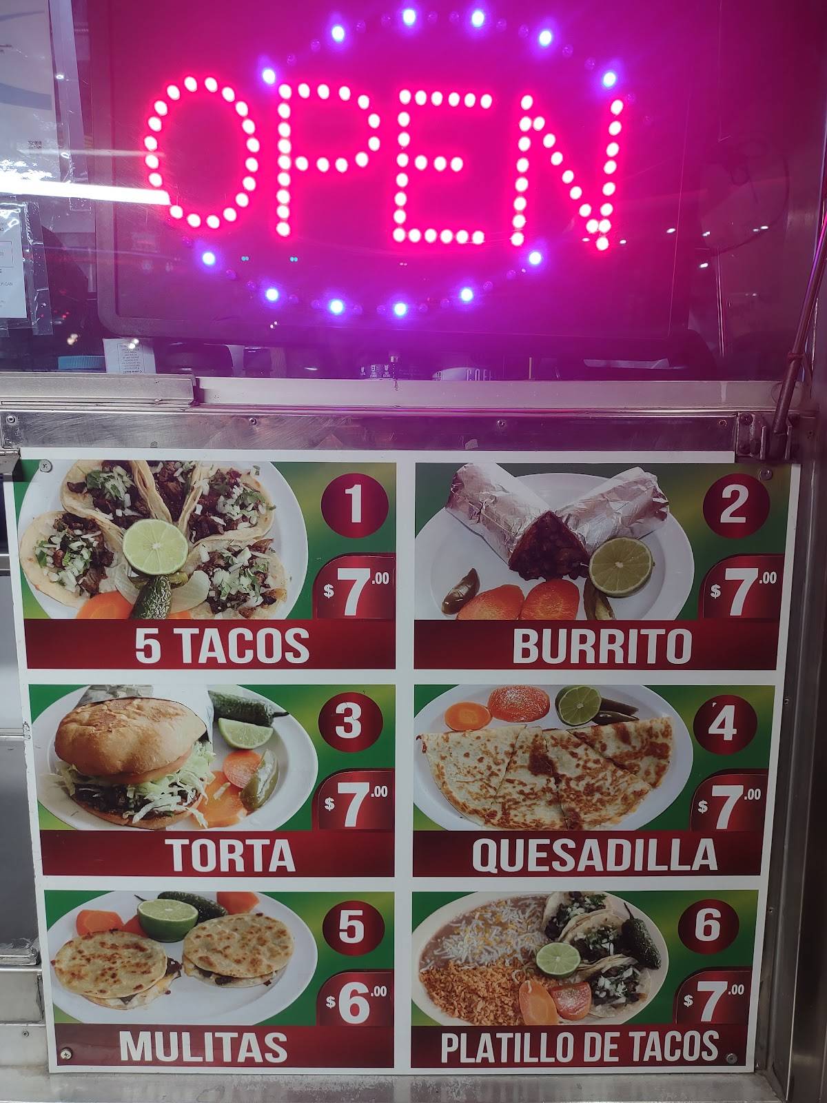 Taqueria Express #3 restaurant in Tulsa - photo 4