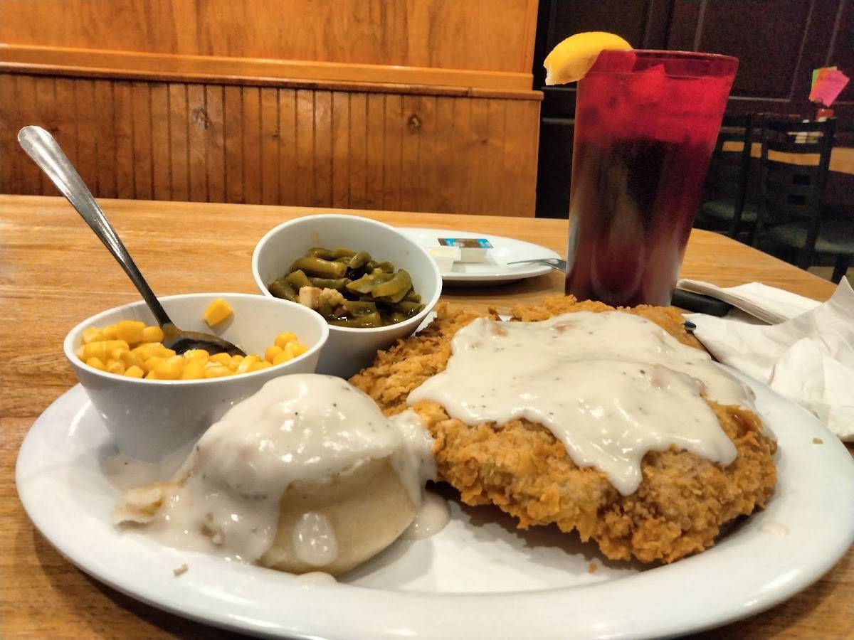 Kelley's Country Cookin' restaurant in Pasadena - photo 5
