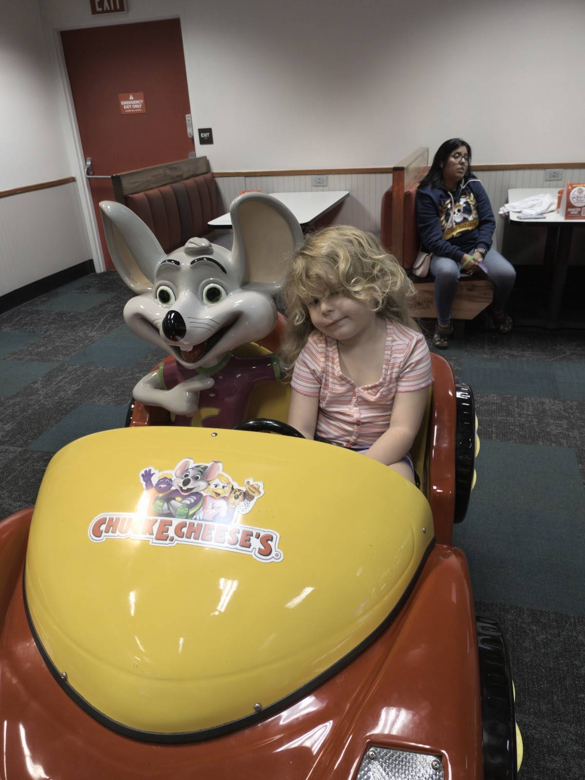 Chuck E. Cheese restaurant in Garden Grove - photo 4