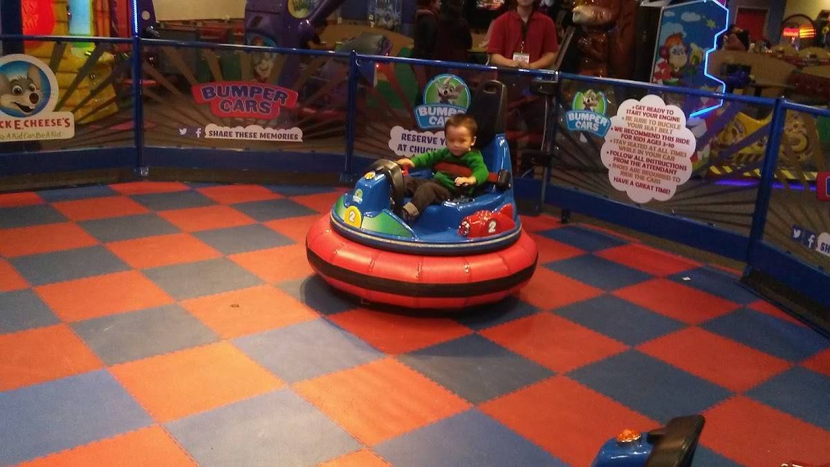 Chuck E. Cheese restaurant in Garden Grove - photo 5