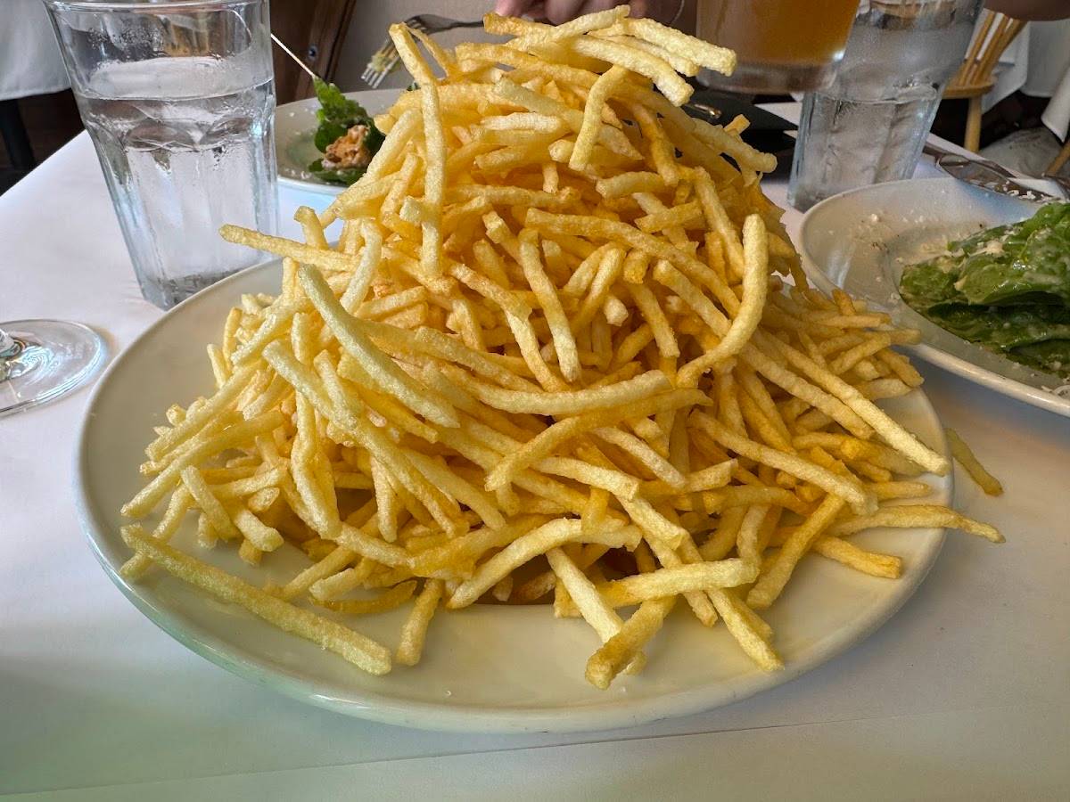 Zuni Café restaurant in San Francisco - photo 4