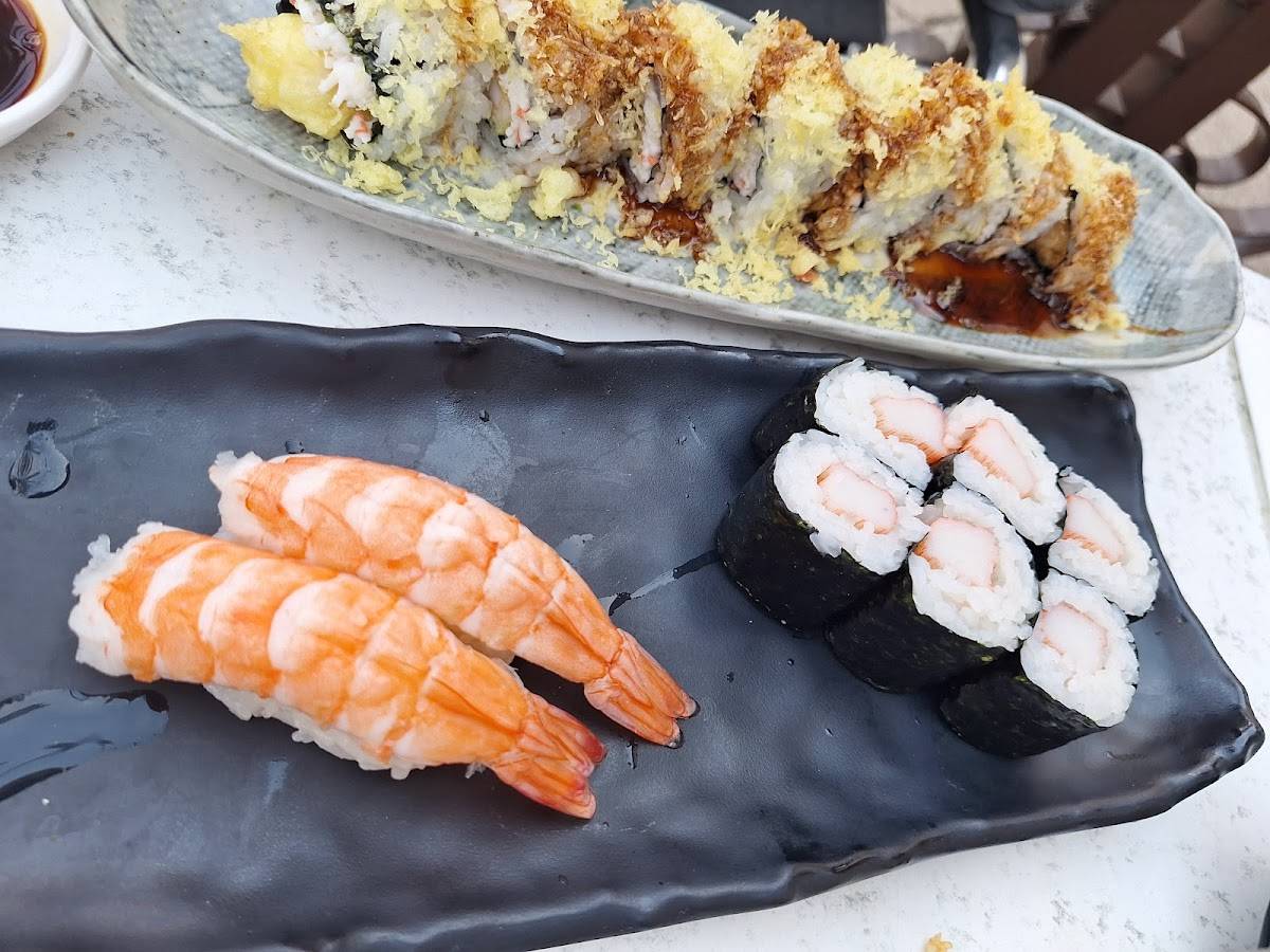 Sushi On Fire restaurant in Huntington Beach - photo 2