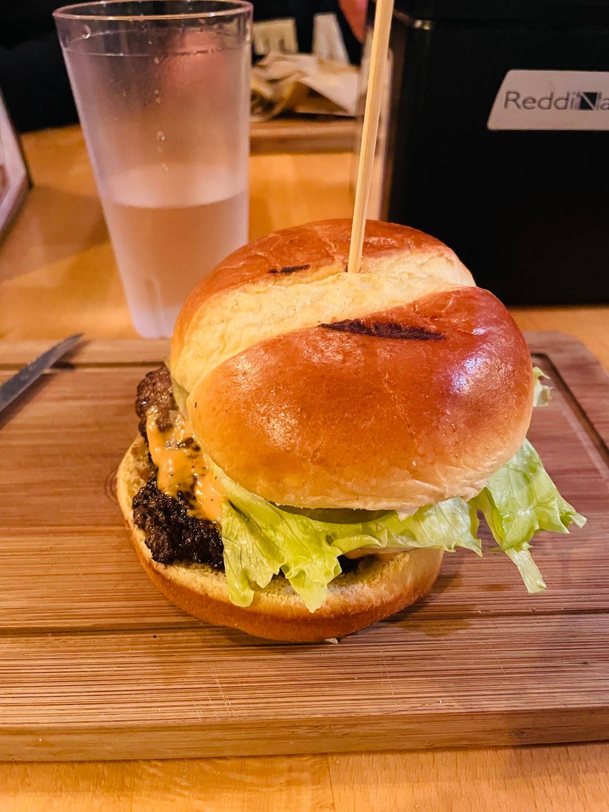 Butcher & The Burger restaurant in Chicago - photo 3