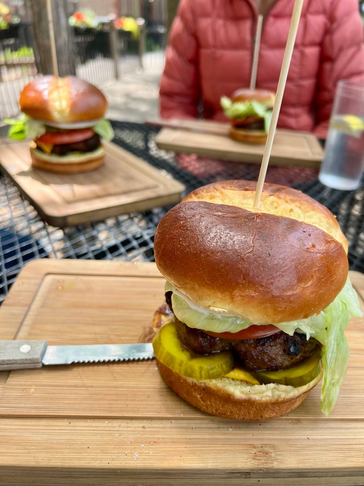 Butcher & The Burger restaurant in Chicago - photo 5