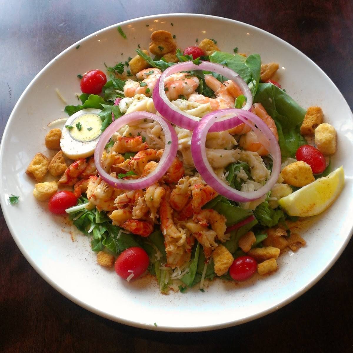 Don’s Seafood - Metairie restaurant in Metairie - photo 2