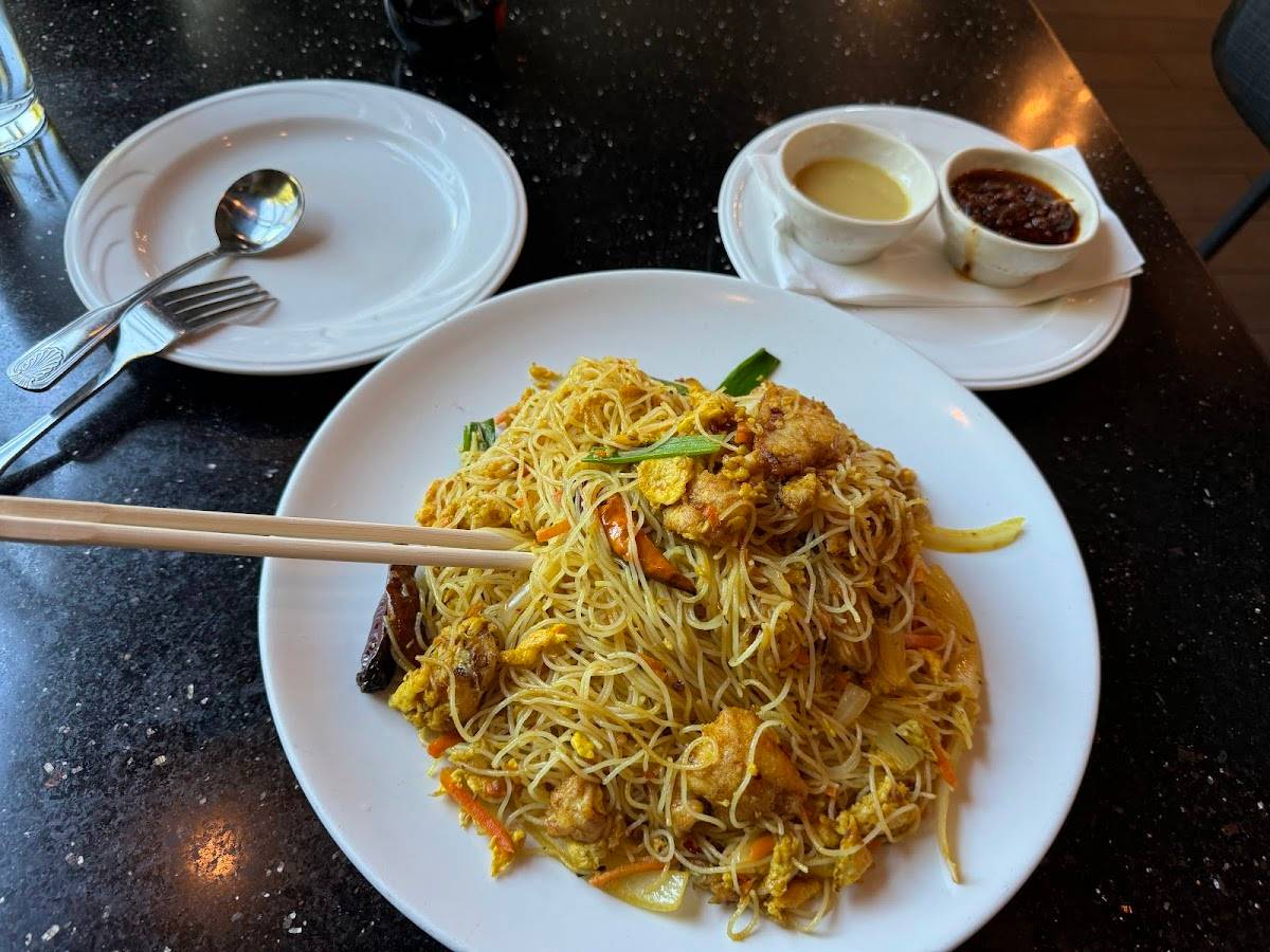 John Holly's Asian Bistro restaurant in Lone Tree - photo 5