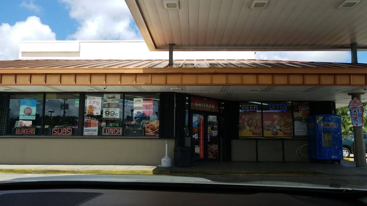 Mobil Campbell restaurant in Homestead - photo 4