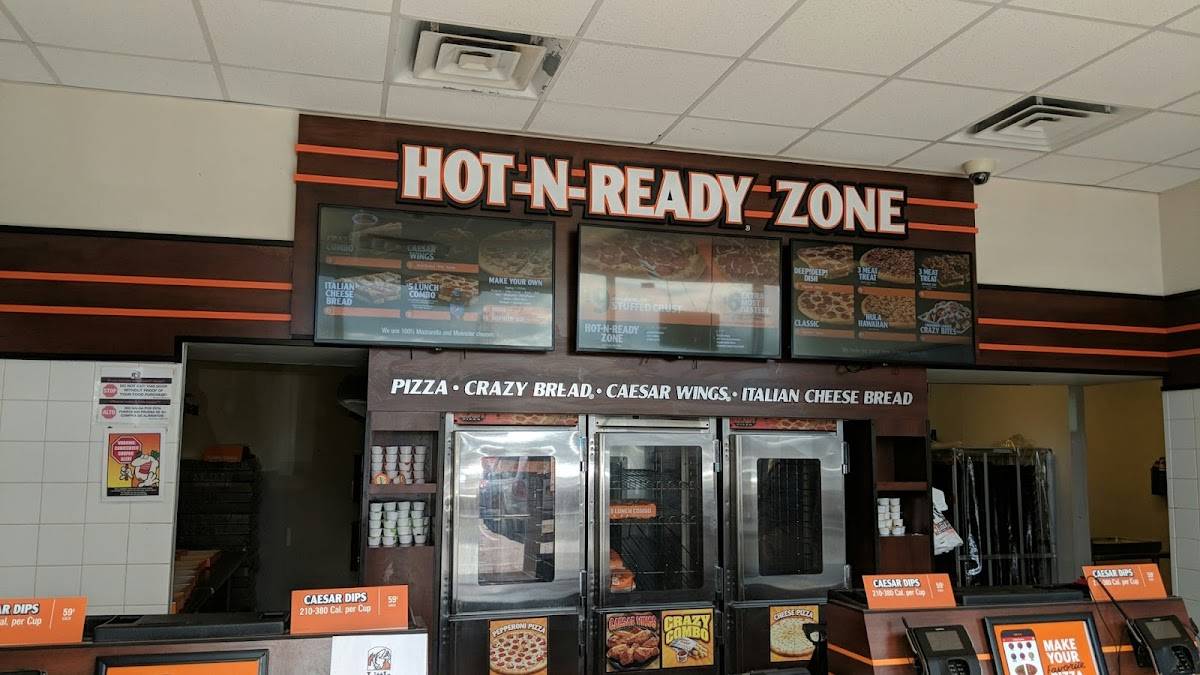 Little Caesars Pizza restaurant in Reno - photo 4